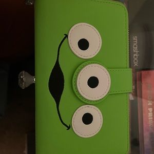Sold toy Story Alien Loungefly wallet